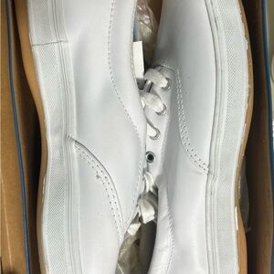 Hanes White Low-Top Lace-Up Sneakers with Gum Sole